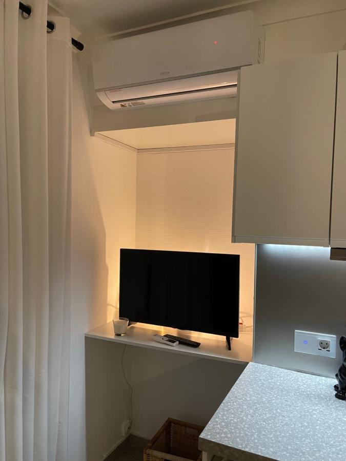 Cozy Studio On The Beach Antibes Exterior foto